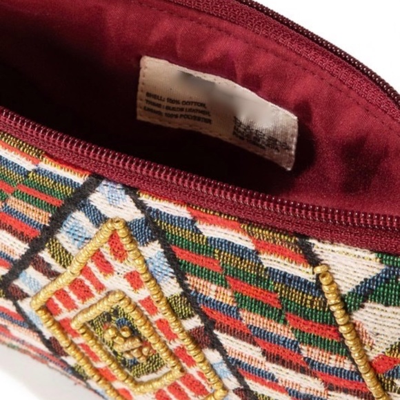NWT Aztec Patterned Wristlet Clutch Bag - Picture 7 of 7
